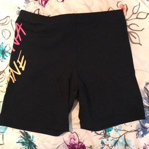 Lorna Jane Short Tight